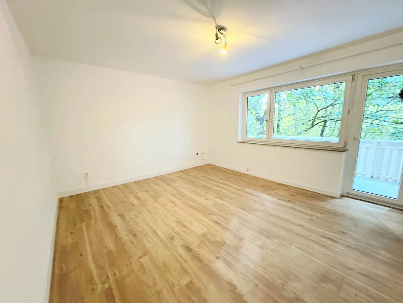 2 Zimmer Wohnung mit 62 m² in Hamburg – Bild 2