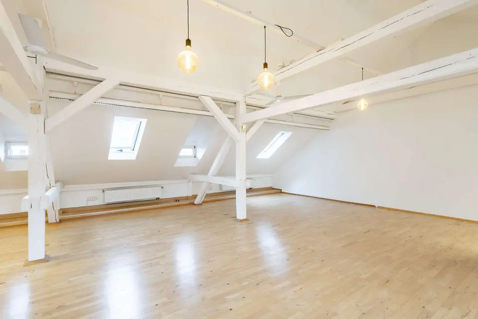 2 Zimmer Wohnung mit 111 m² in Nürnberg – Bild 10