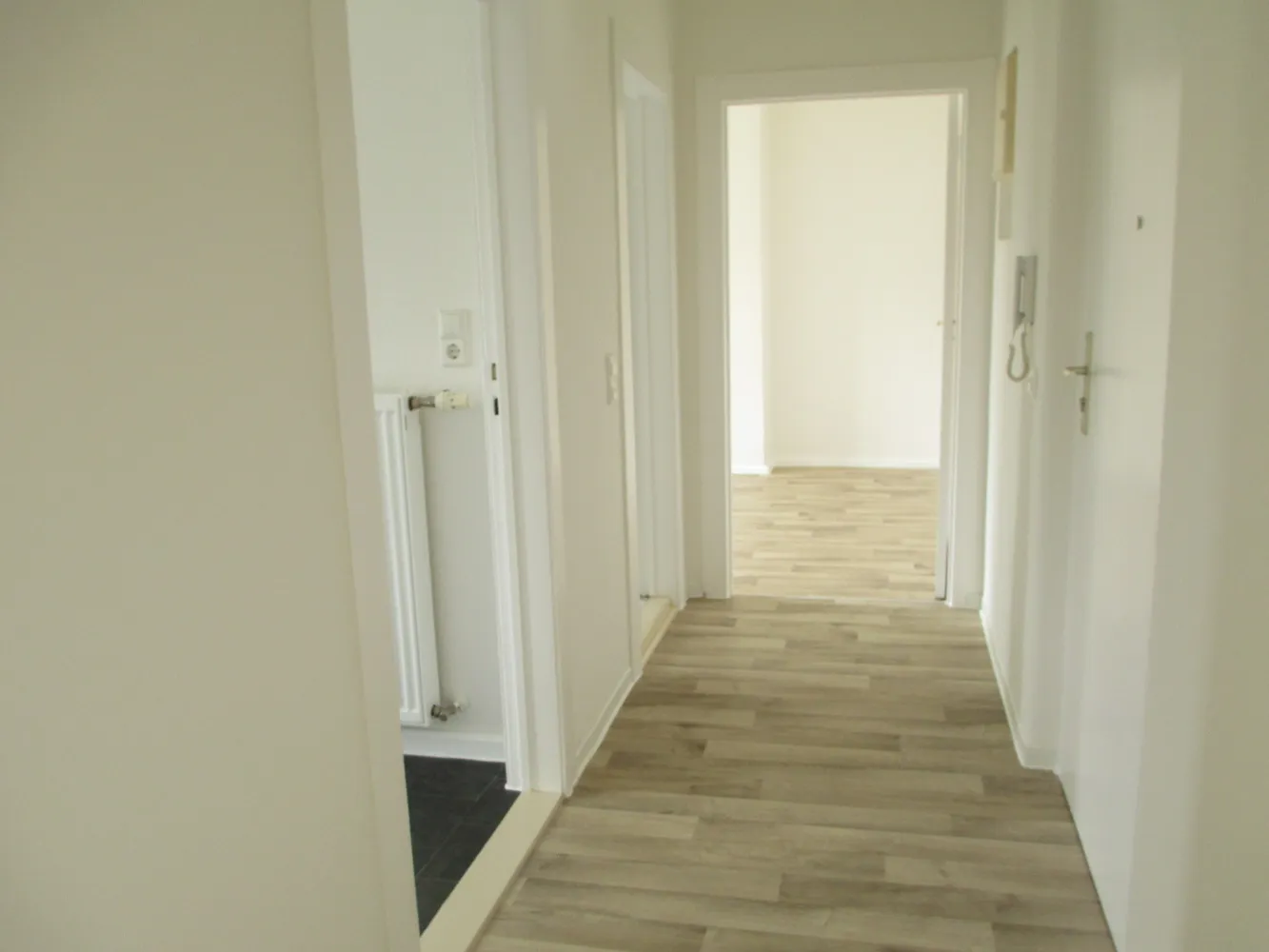 2 Zimmer Wohnung mit 43 m² in Magdeburg – Bild 3