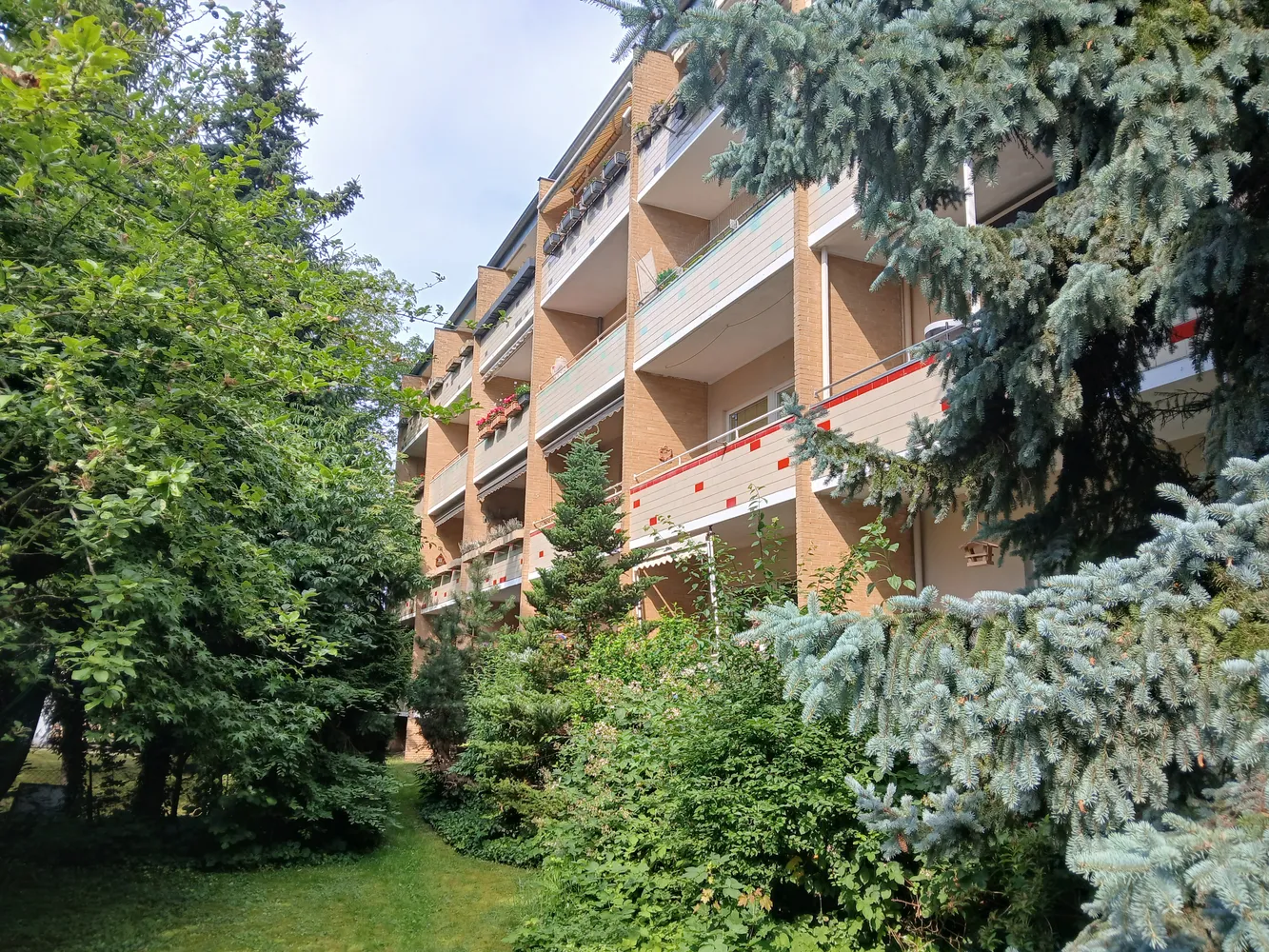 4 Zimmer Wohnung mit 80 m² in Berlin – Bild 1