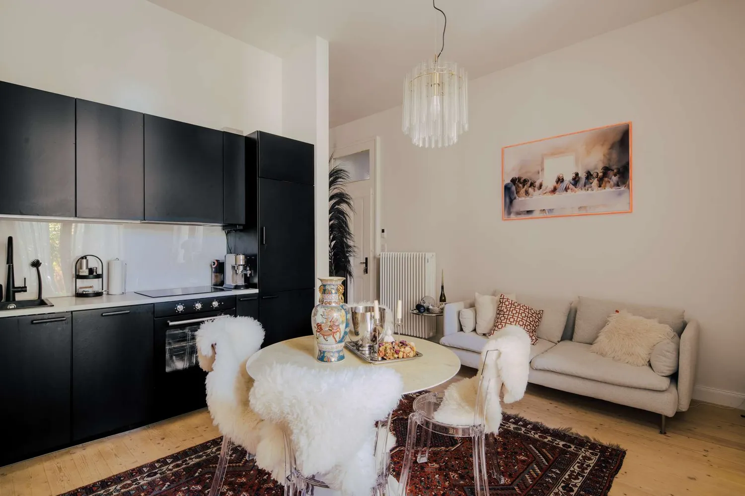 2 Zimmer Wohnung mit 51 m² in Düsseldorf – Bild 2