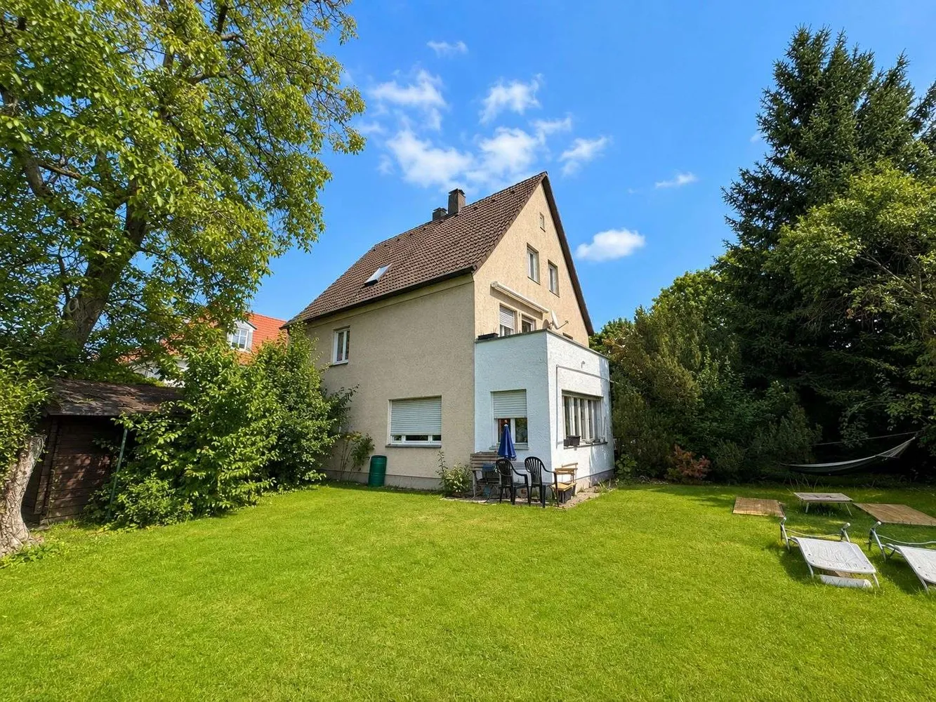 6 Zimmer Haus mit 188 m² in München – Bild 1