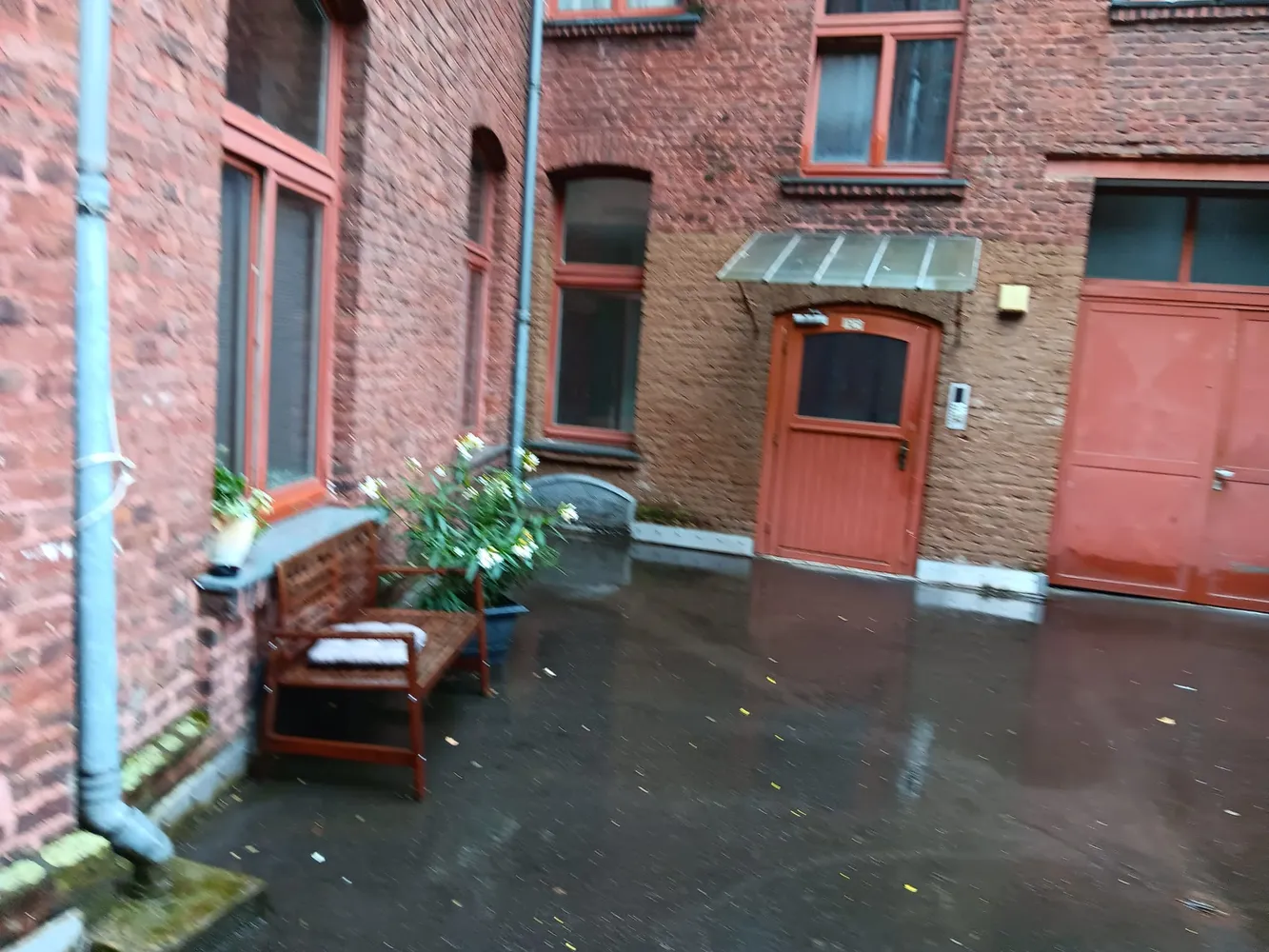 2 Zimmer Wohnung mit 46 m² in Köln – Bild 1