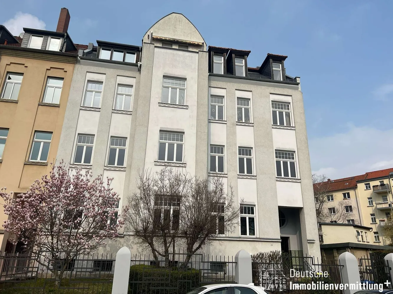 4 Zimmer Wohnung mit 168 m² in Leipzig – Bild 1