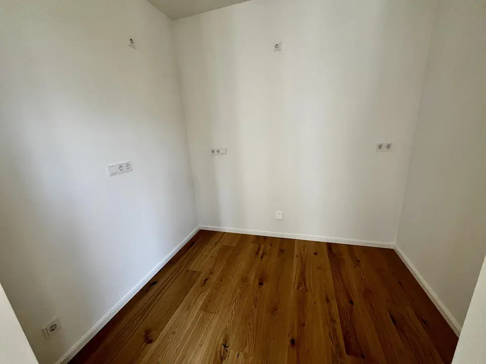 4 Zimmer Wohnung mit 100 m² in Frechen – Bild 2