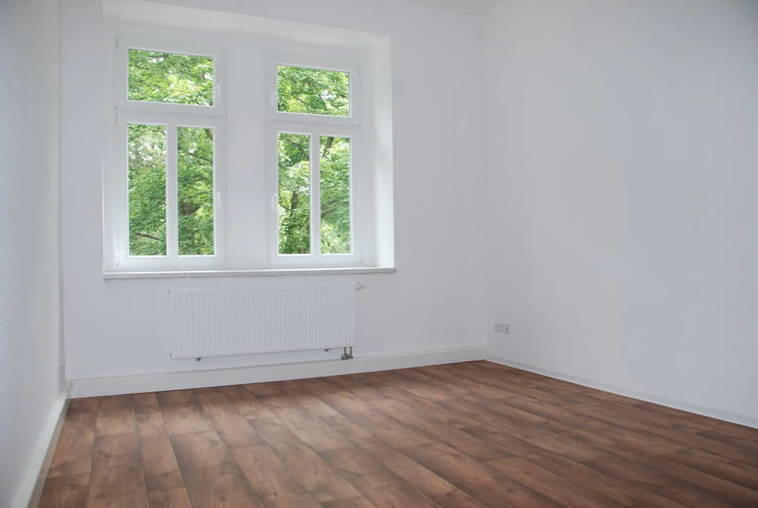 5 Zimmer Wohnung mit 143 m² in Chemnitz – Bild 1