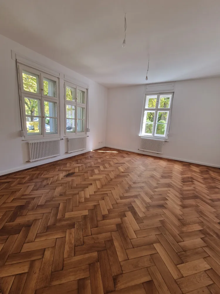 5 Zimmer Wohnung mit 170 m² in München – Bild 2