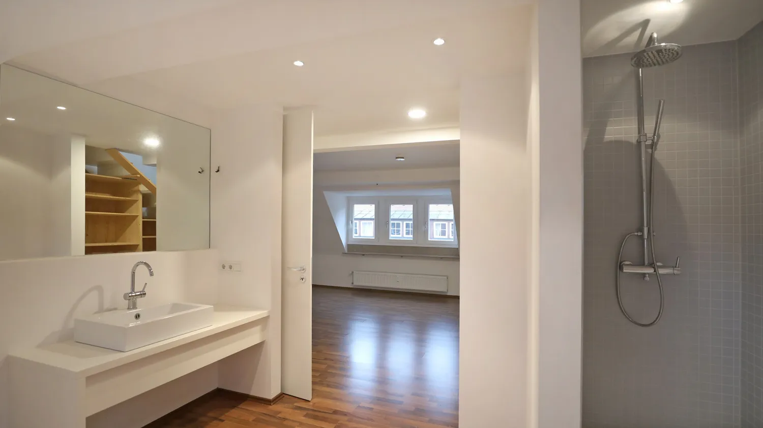 3 Zimmer Wohnung mit 105 m² in Nürnberg – Bild 6
