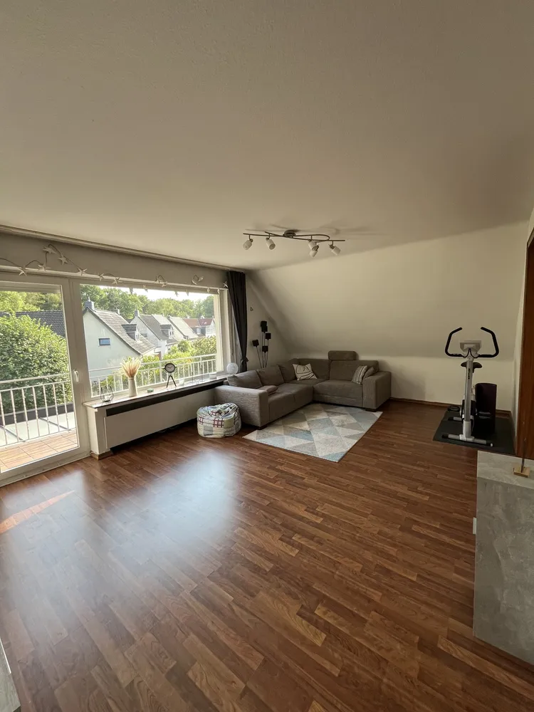 3 Zimmer Wohnung mit 95 m² in Bergisch Gladbach – Bild 3