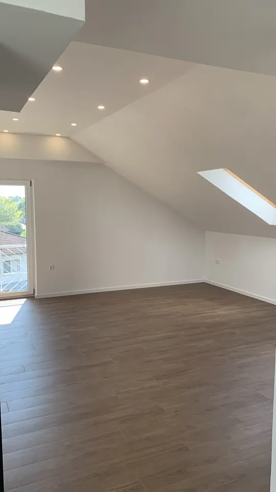 2 Zimmer Wohnung mit 80 m² in Kehl – Bild 1