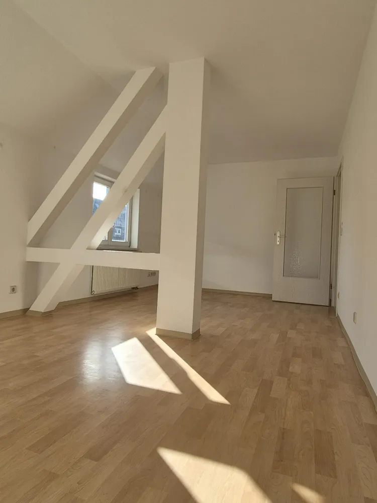 2 Zimmer Wohnung mit 50 m² in Chemnitz – Bild 3