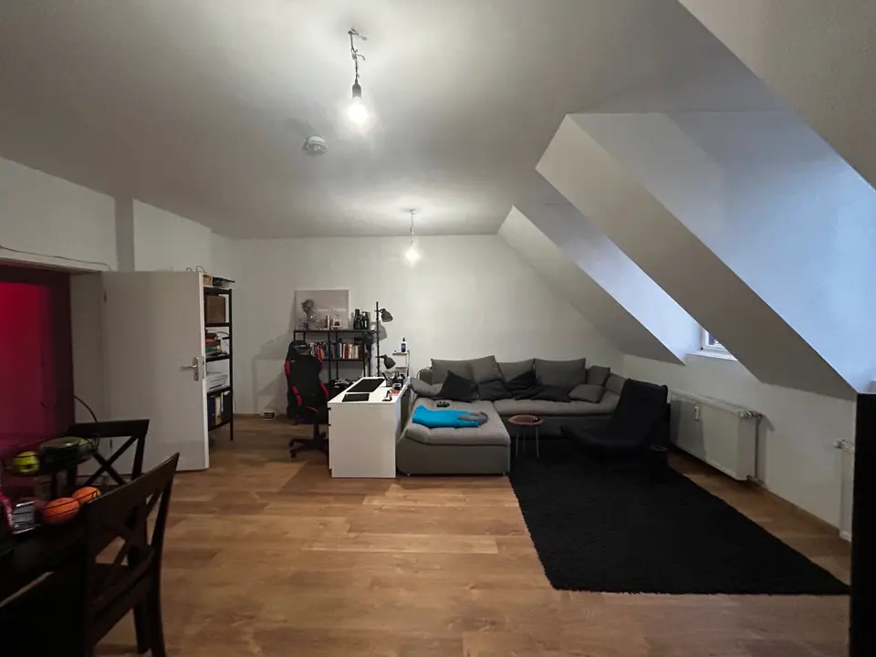 WG-Zimmer mit 82 m² in Wiesbaden – Bild 2