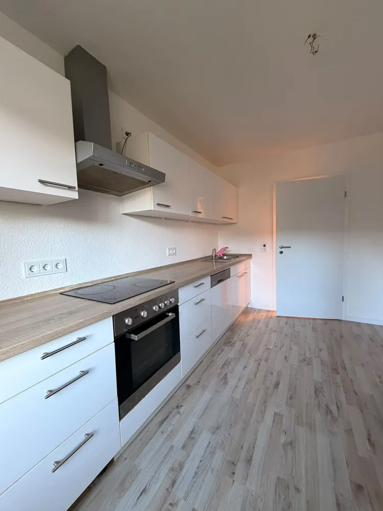 2 Zimmer Wohnung mit 79 m² in Düren – Bild 3
