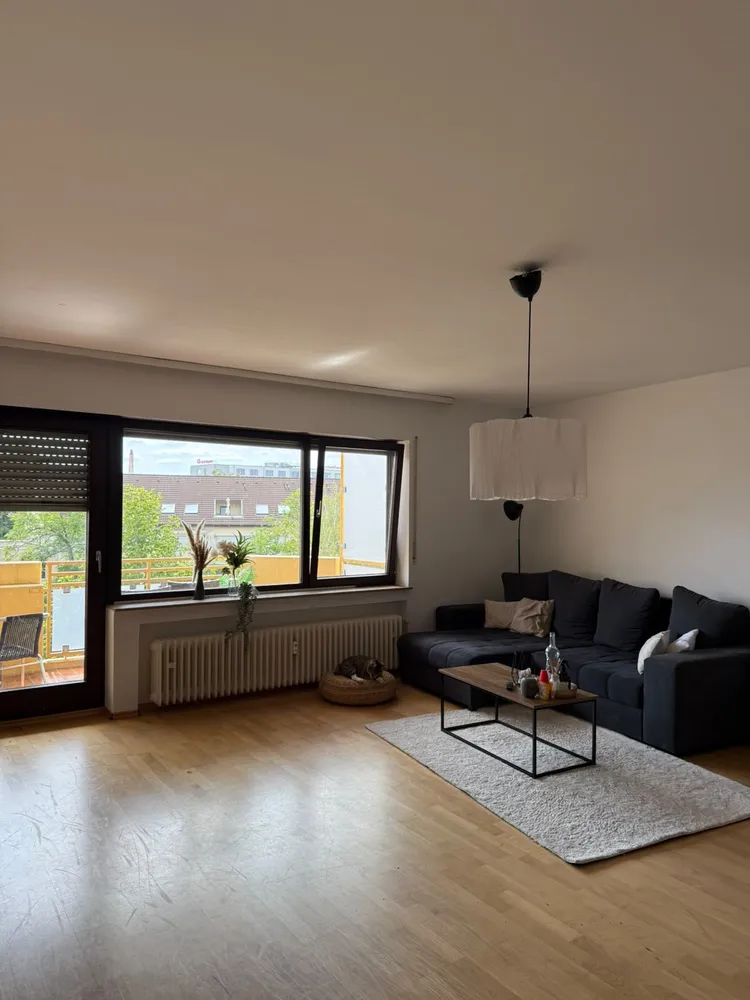 4 Zimmer Wohnung mit 98 m² in Karlsruhe – Bild 4