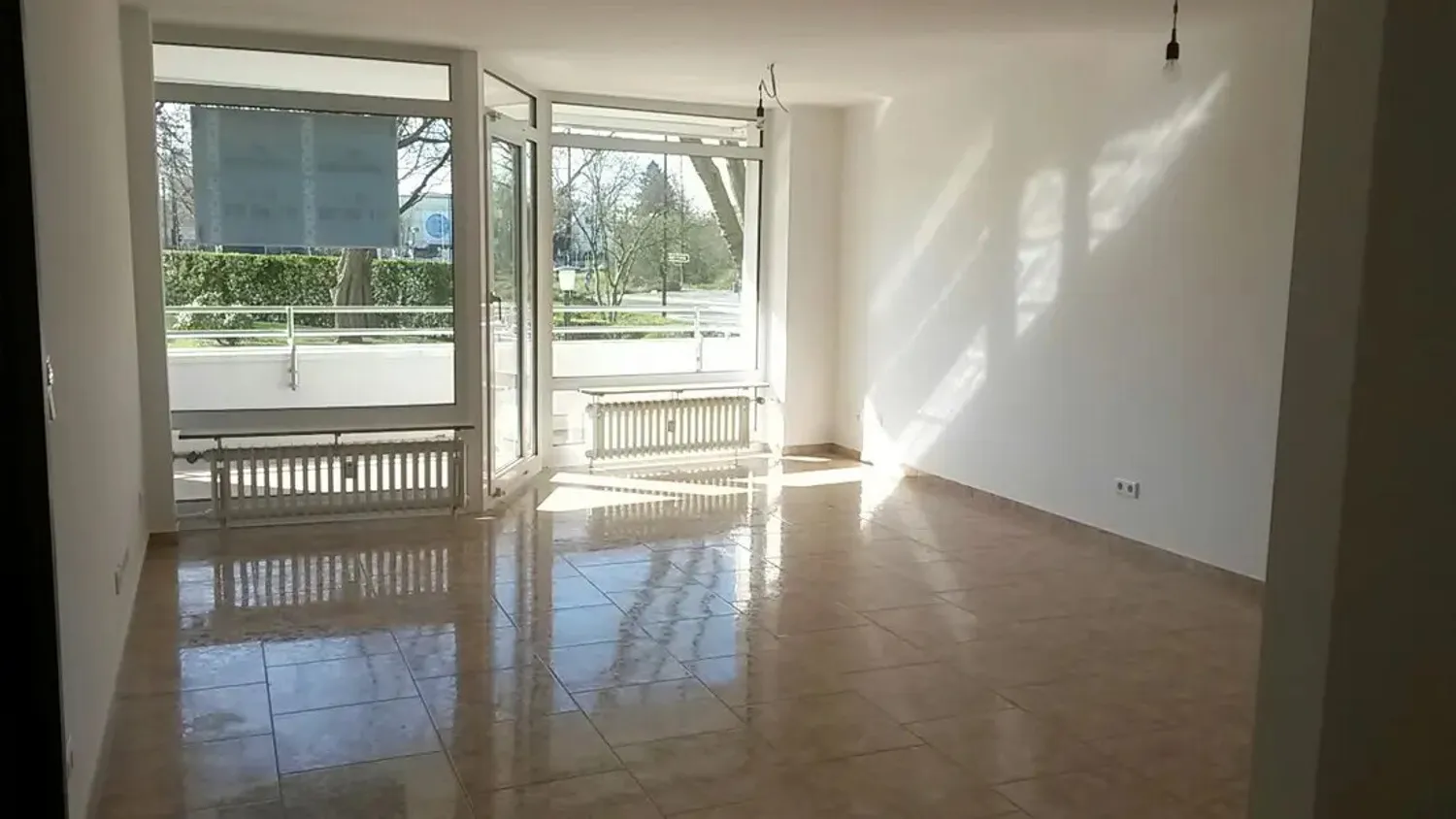 2 Zimmer Wohnung mit 60 m² in Düsseldorf – Bild 1