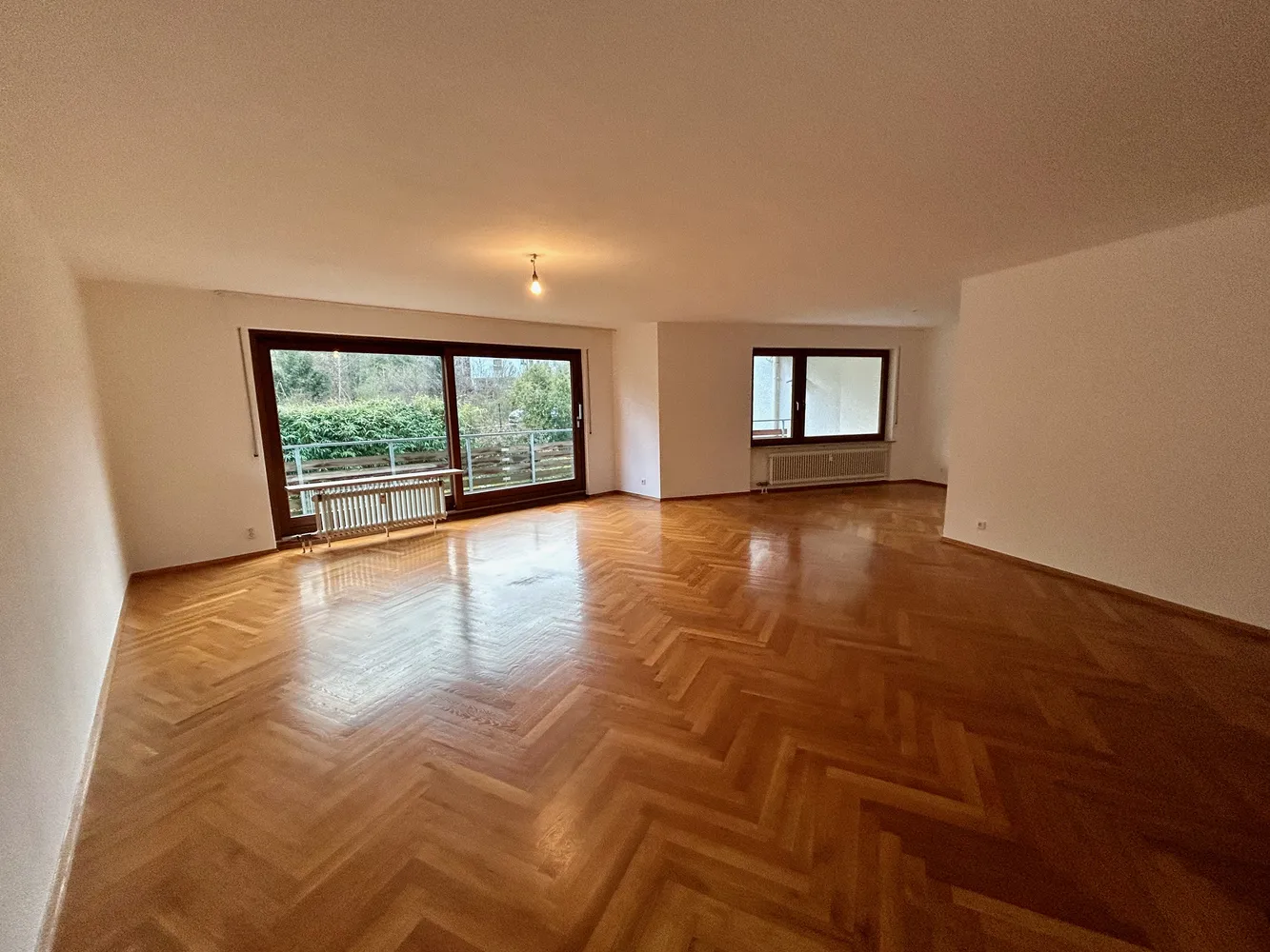 4 Zimmer Wohnung mit 105 m² in Stuttgart – Bild 1