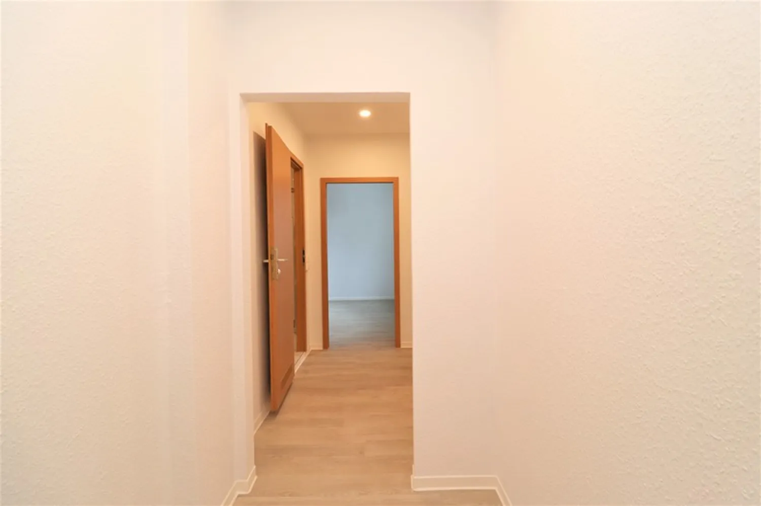 1 room apartment with 40 m² in Chemnitz – Photo 8