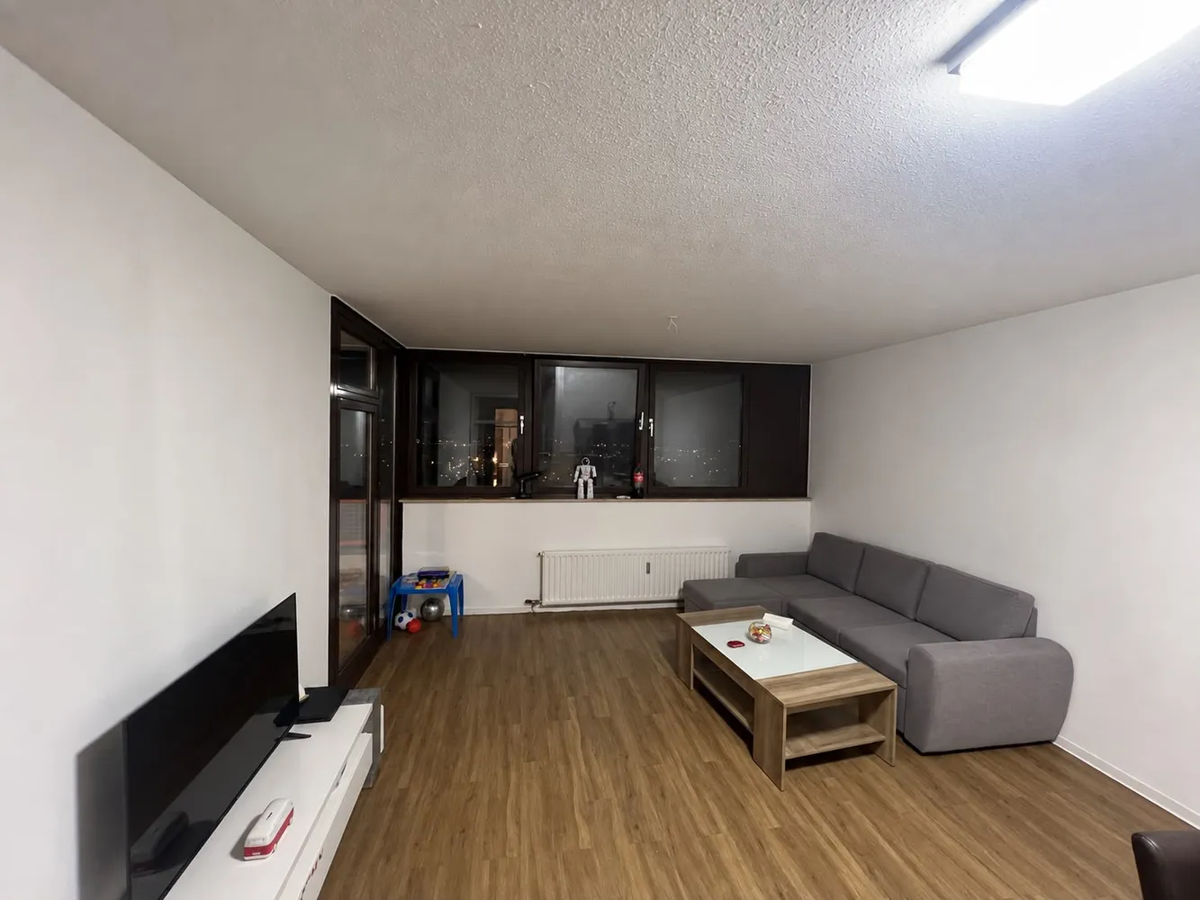 3 Zimmer Wohnung mit 83 m² in Wiesbaden – Bild 1