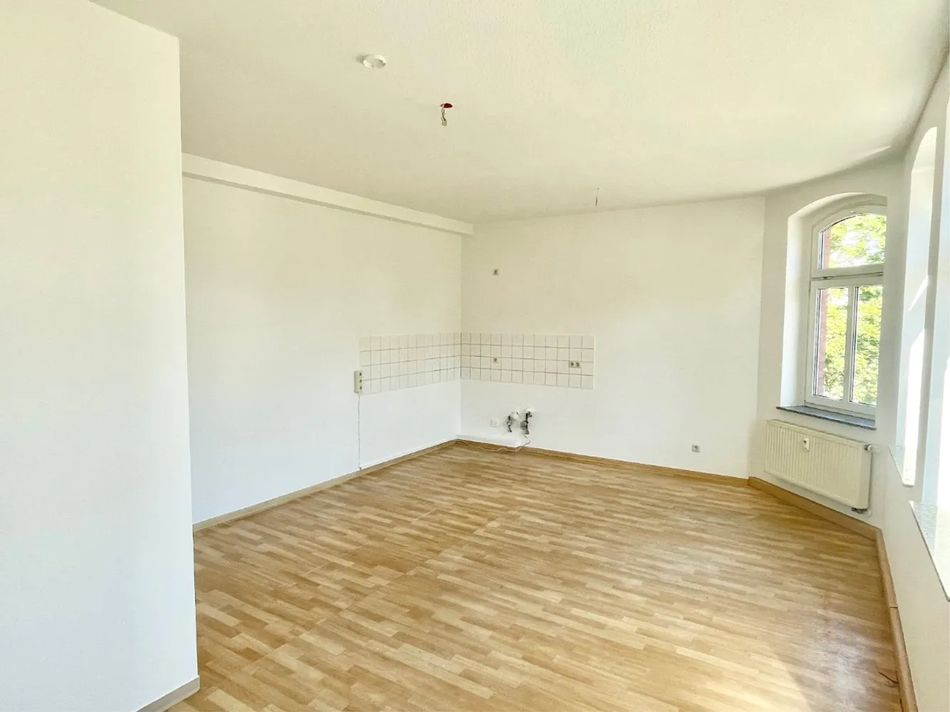 2 Zimmer Wohnung mit 42 m² in Erfurt – Bild 2