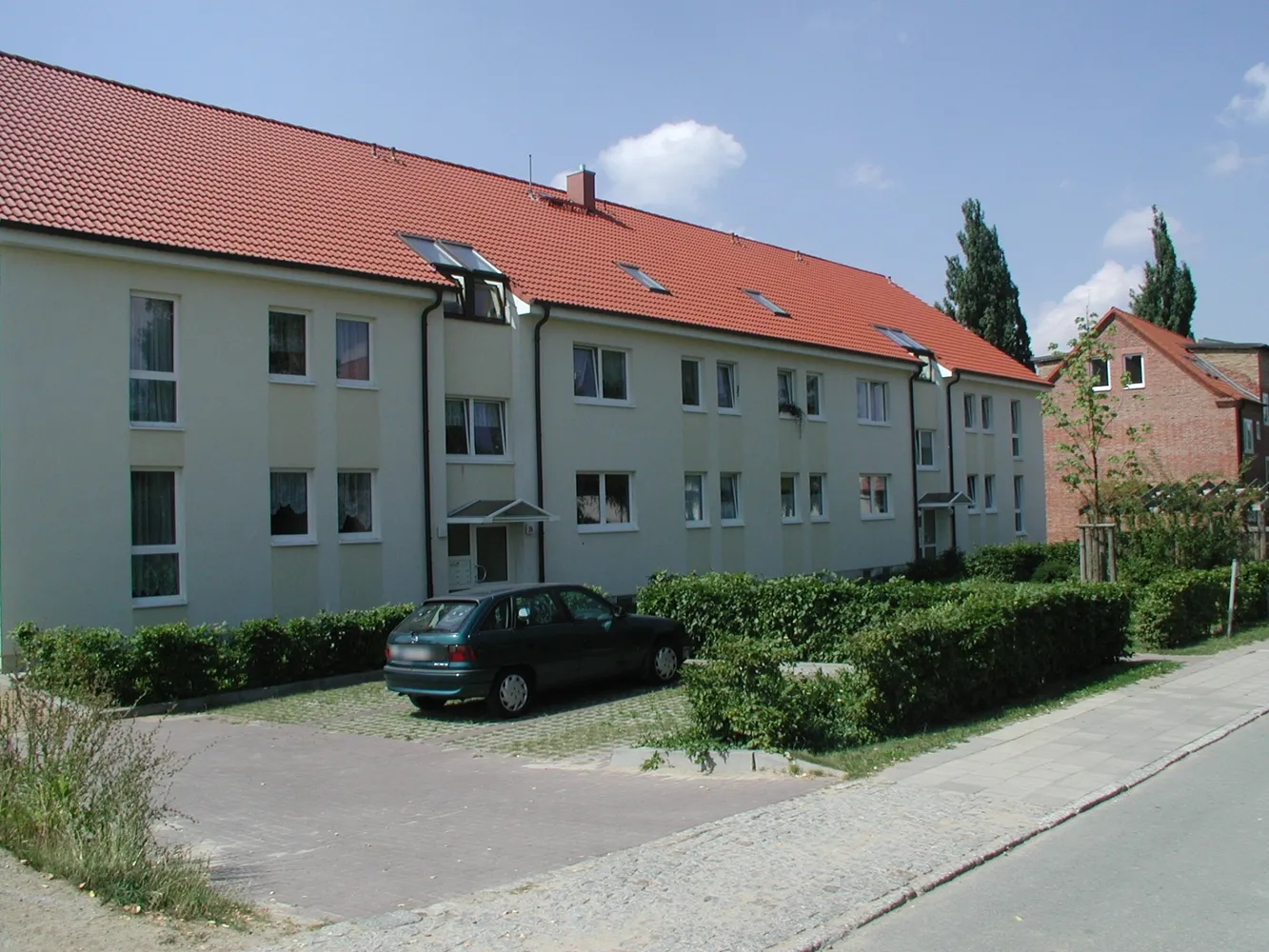 4 Zimmer Wohnung mit 74 m² in Schwerin – Bild 1