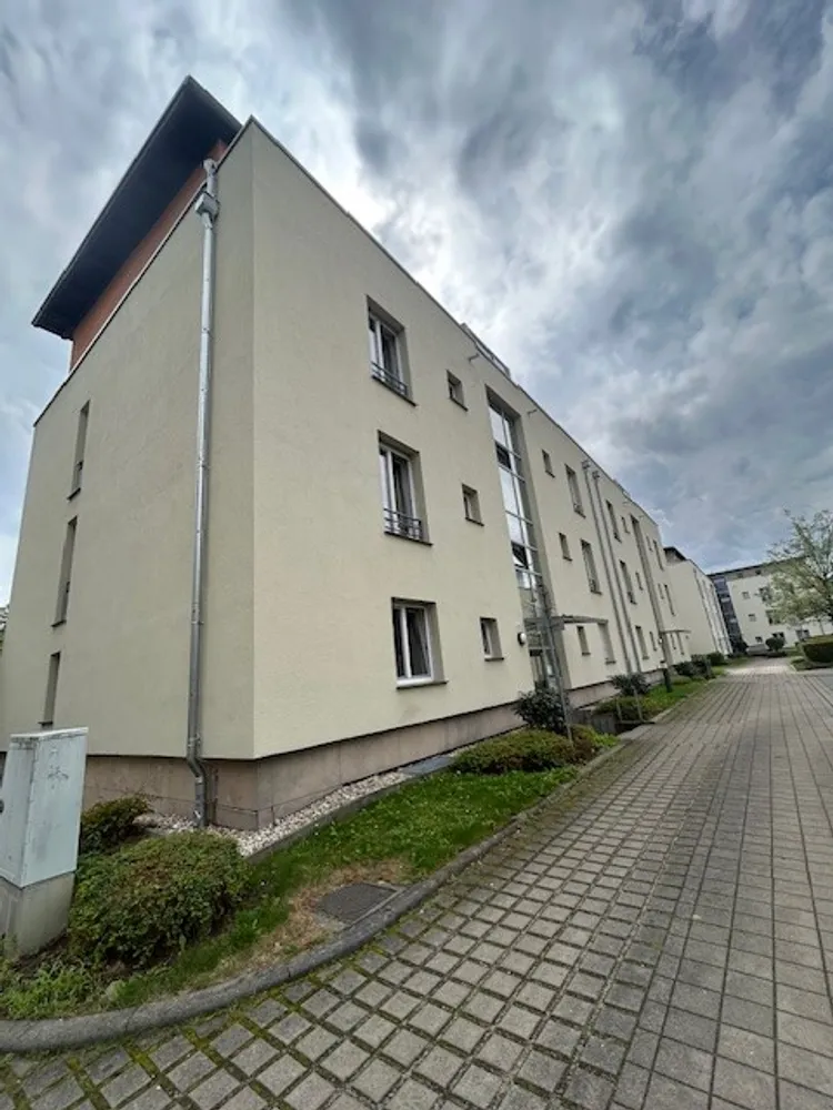 2 Zimmer Wohnung mit 66 m² in Dresden – Bild 5