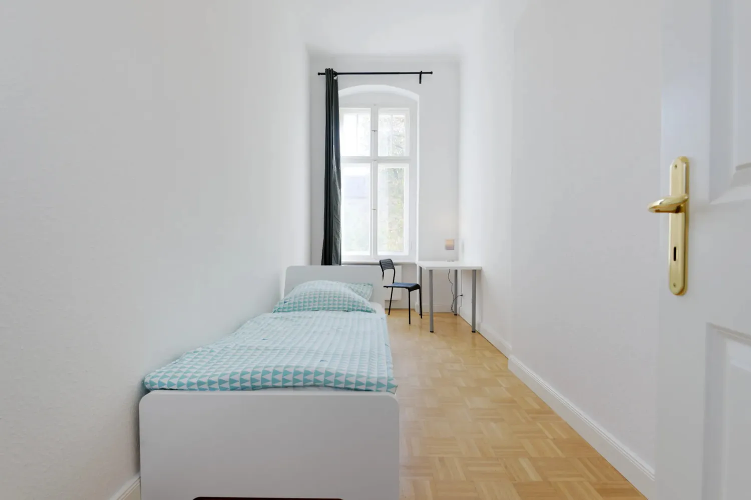 Shared room with 10 m² in Berlin – Photo 1