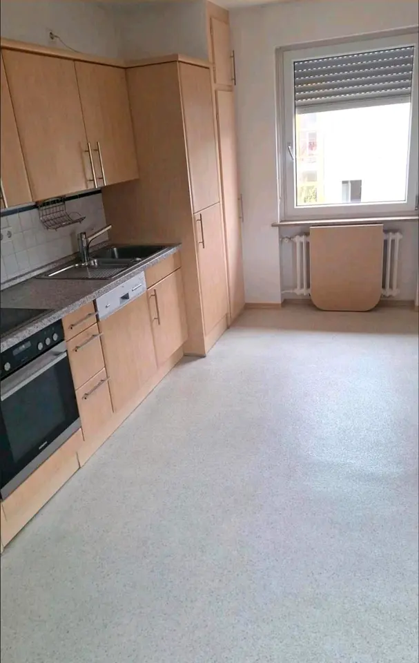 4 Zimmer Wohnung mit 83 m² in Würzburg – Bild 7