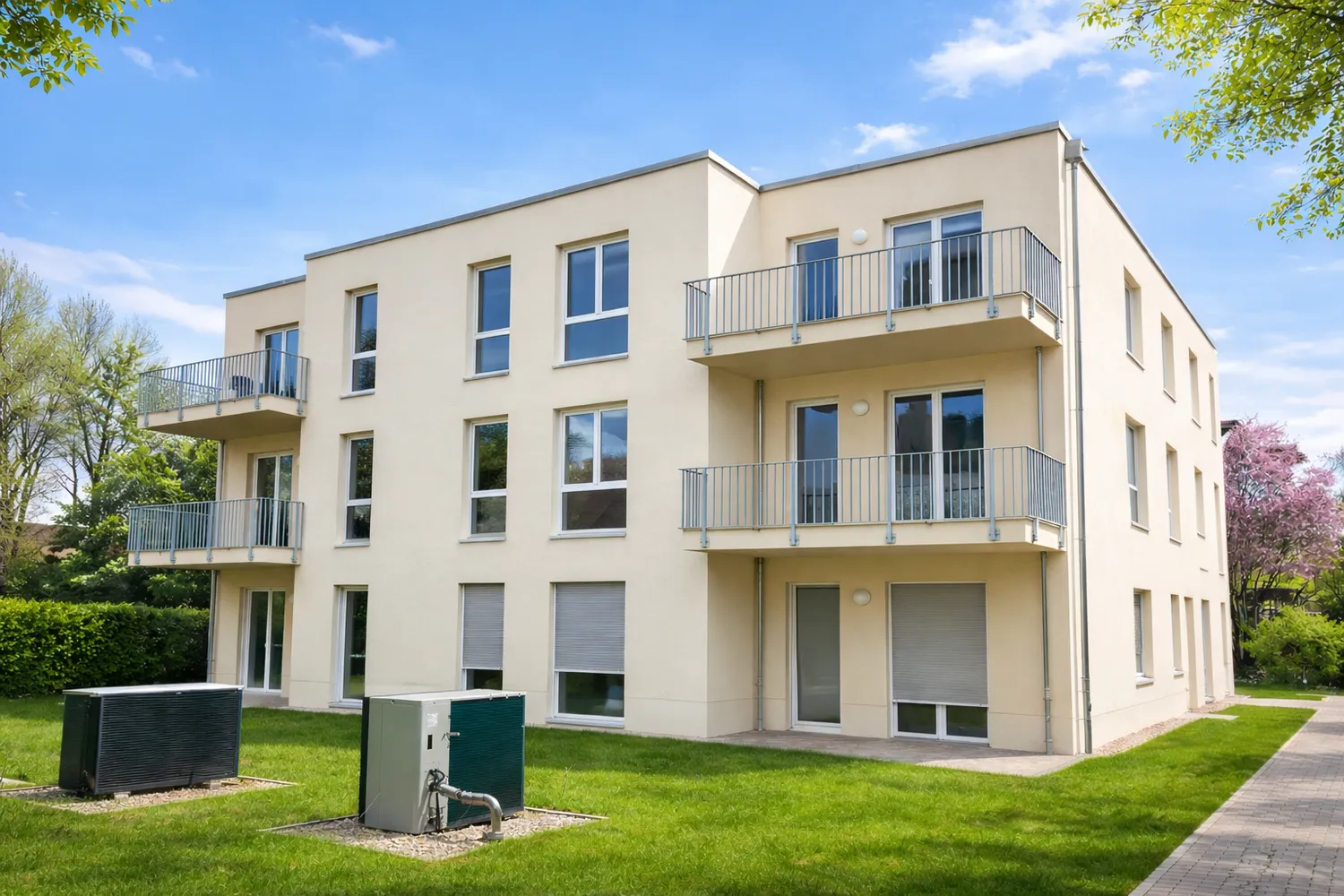 4 Zimmer Wohnung mit 106 m² in Berlin – Bild 3