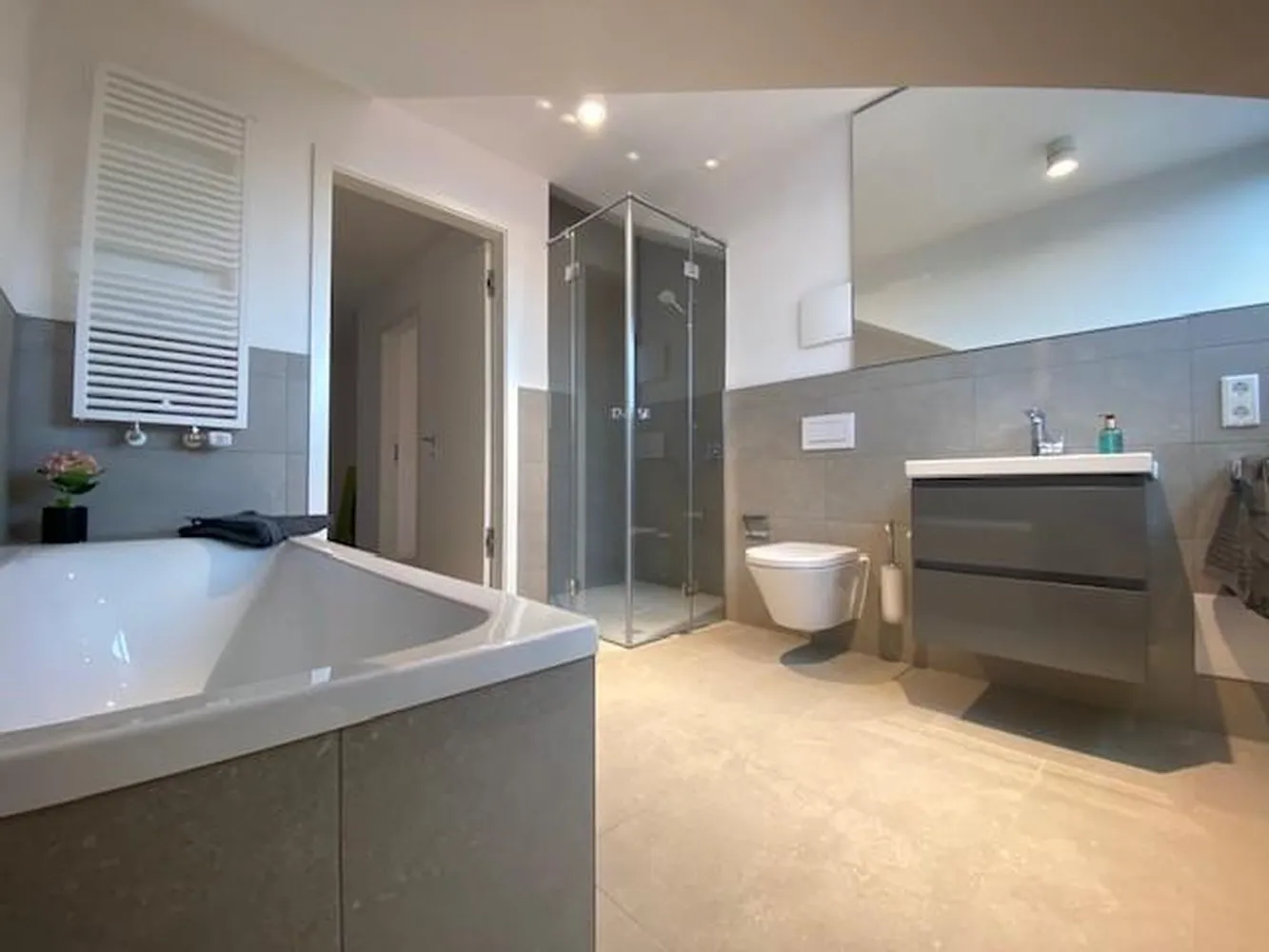3 Zimmer Wohnung mit 114 m² in München – Bild 7