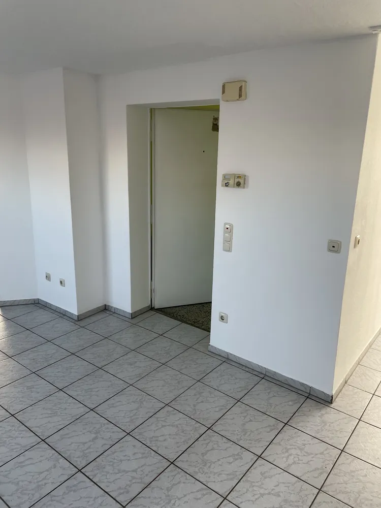 3 Zimmer Wohnung mit 70 m² in Köln – Bild 1