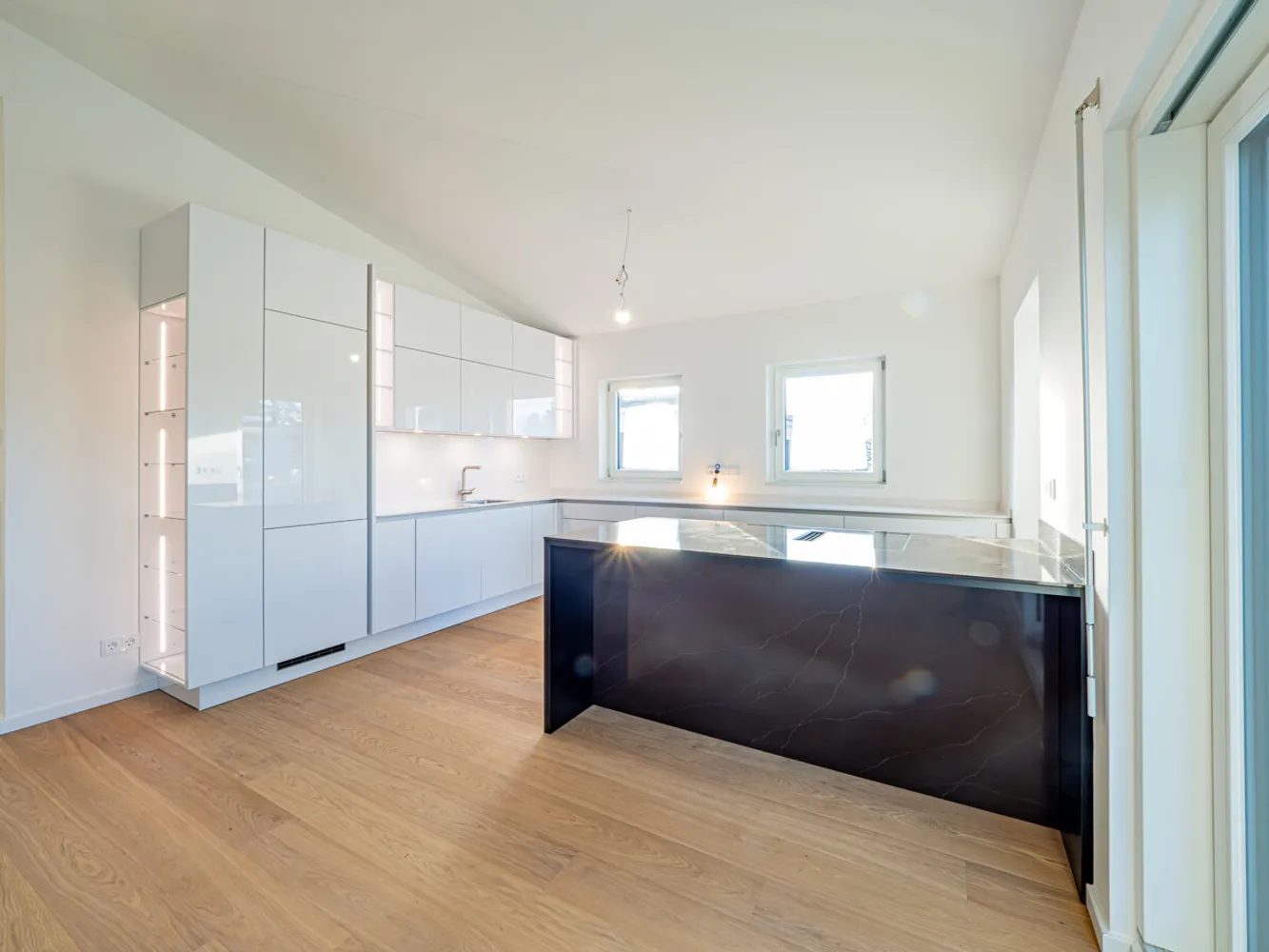 3 room apartment with 125 m² in Munich – Photo 10