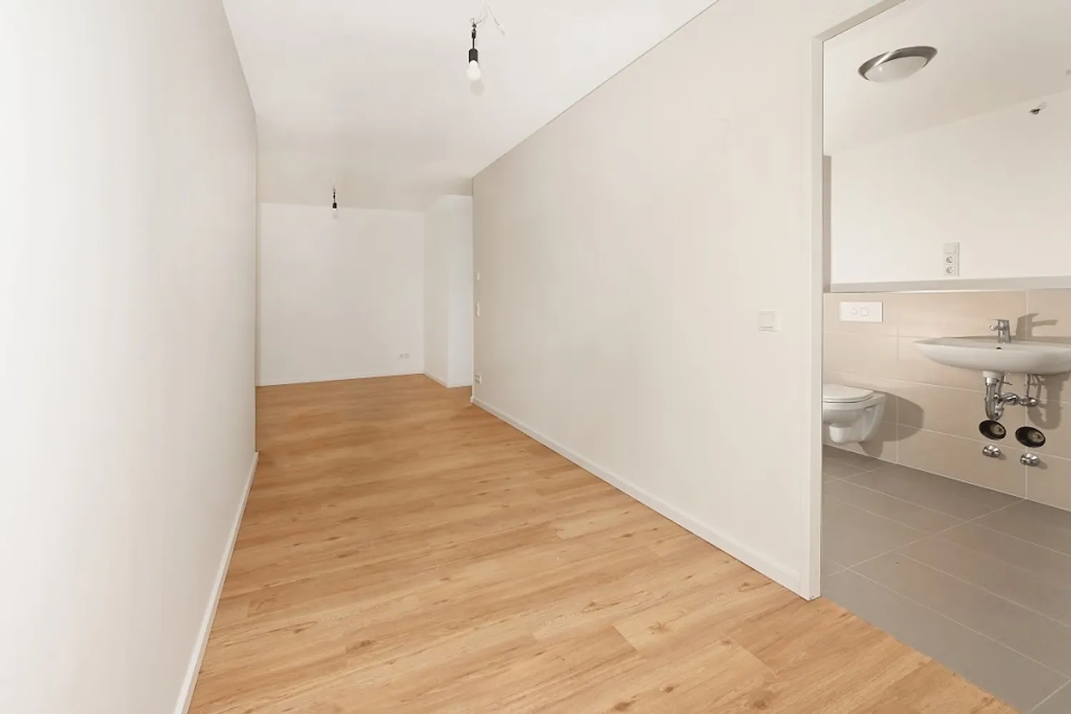 4 room apartment with 84 m² in Berlin – Photo 2