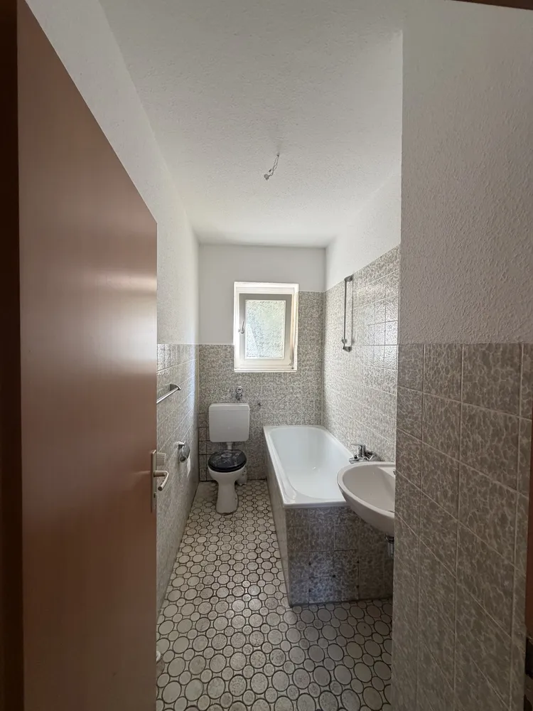 2 Zimmer Wohnung mit 38 m² in Duisburg – Bild 2
