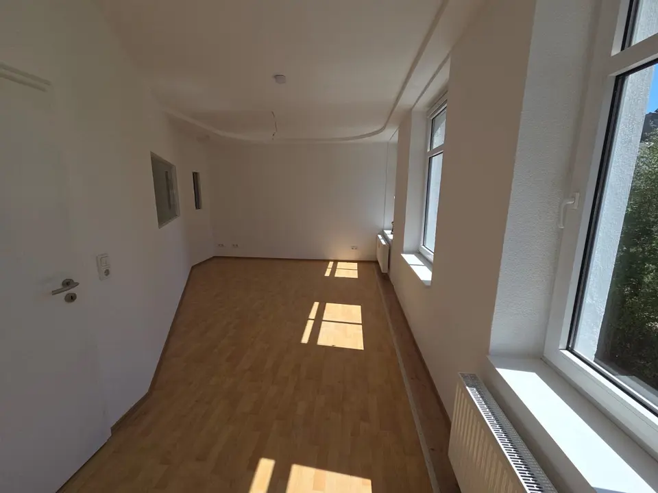 3 Zimmer Wohnung mit 137 m² in Sonneberg – Bild 8
