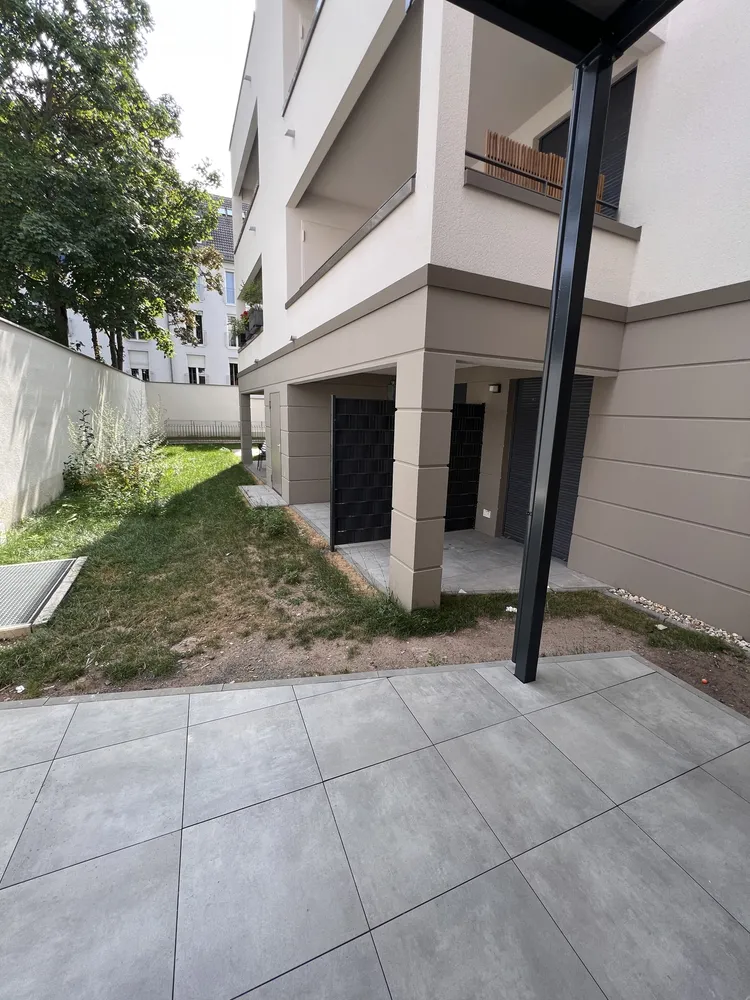 4 Zimmer Wohnung mit 100 m² in Frankfurt am Main – Bild 12
