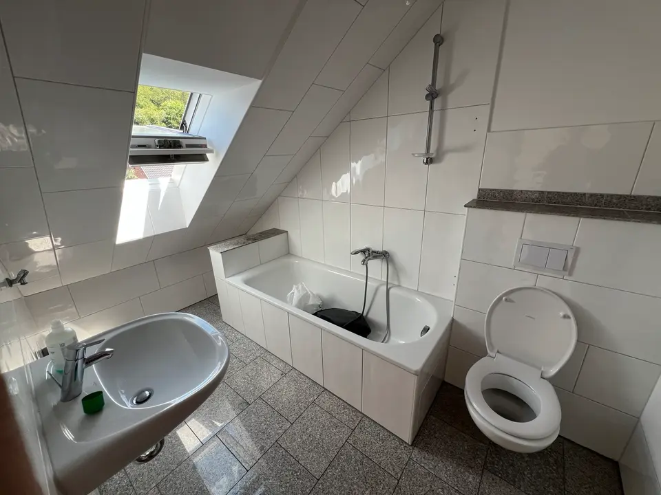 2 Zimmer Wohnung mit 82 m² in Siegburg – Bild 8
