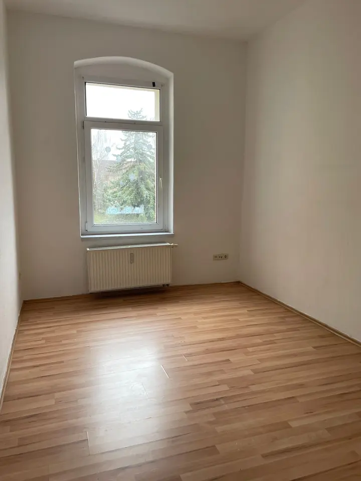 4 Zimmer Wohnung mit 82 m² in Halle (Saale) – Bild 3