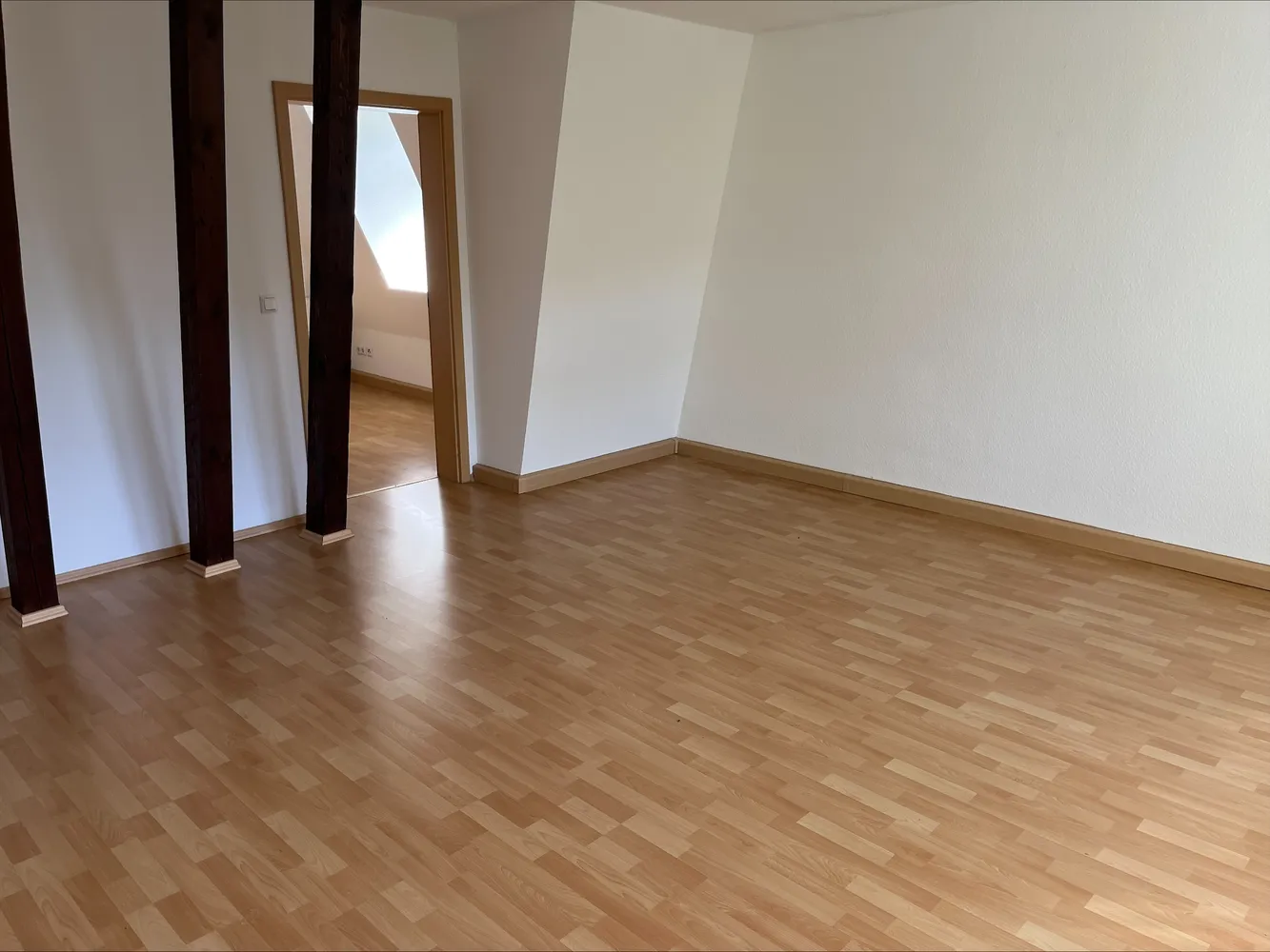 3 Zimmer Wohnung mit 95 m² in Köthen – Bild 2