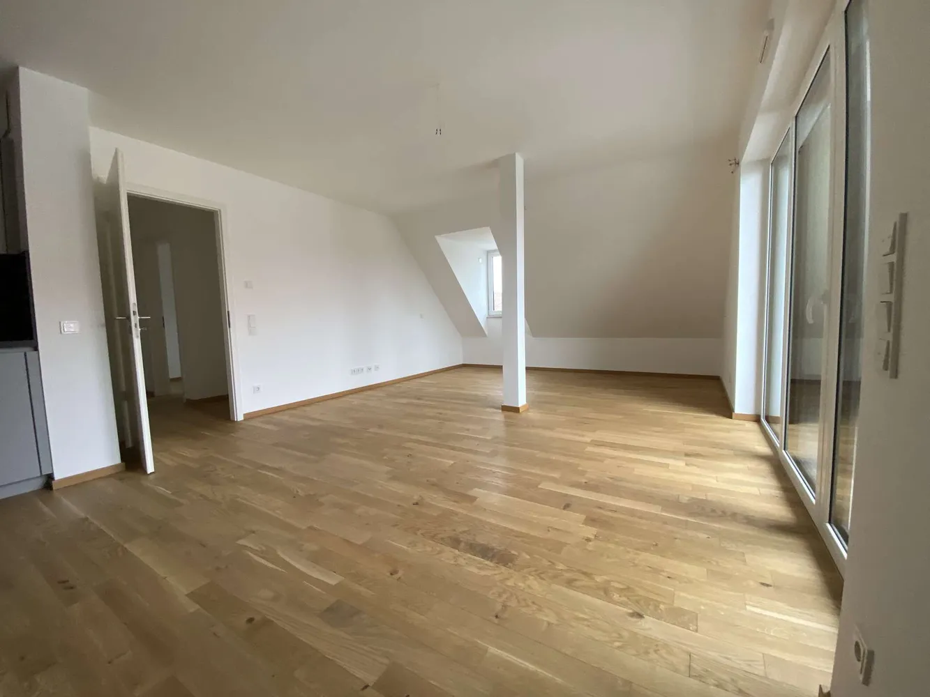 2 Zimmer Wohnung mit 55 m² in Regensburg – Bild 4
