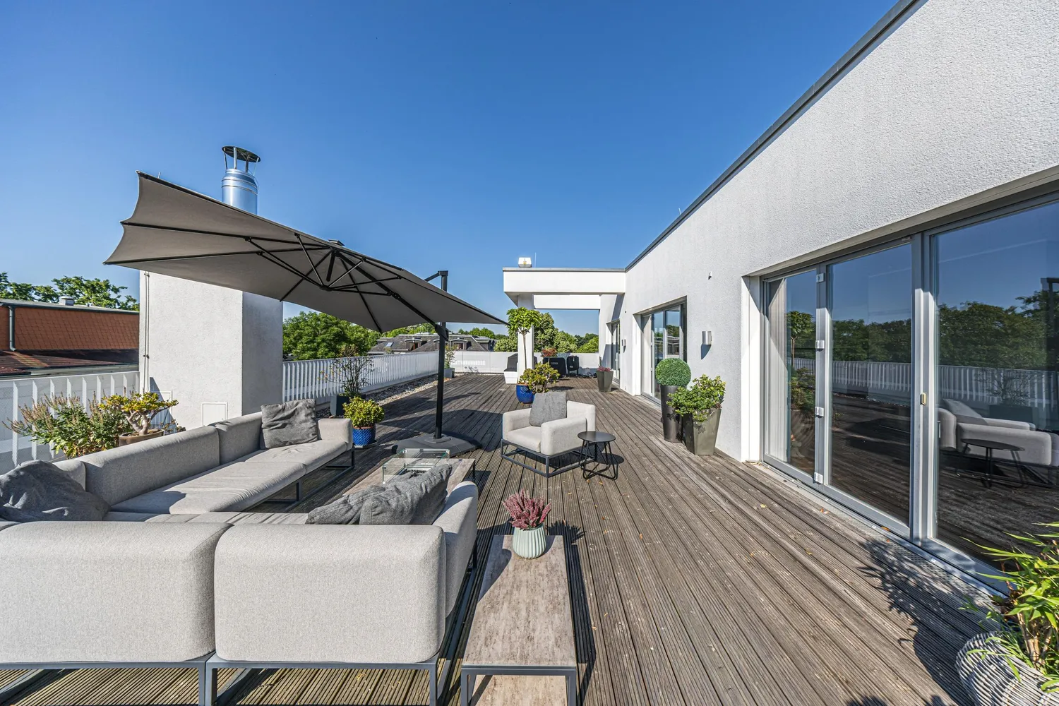 5 Zimmer Wohnung mit 262 m² in Leipzig – Bild 3