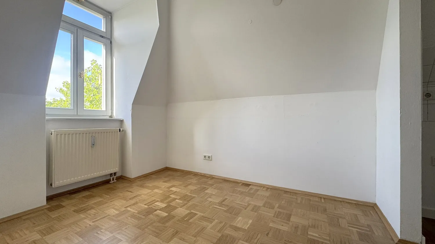 3 Zimmer Wohnung mit 94 m² in Dresden – Bild 4