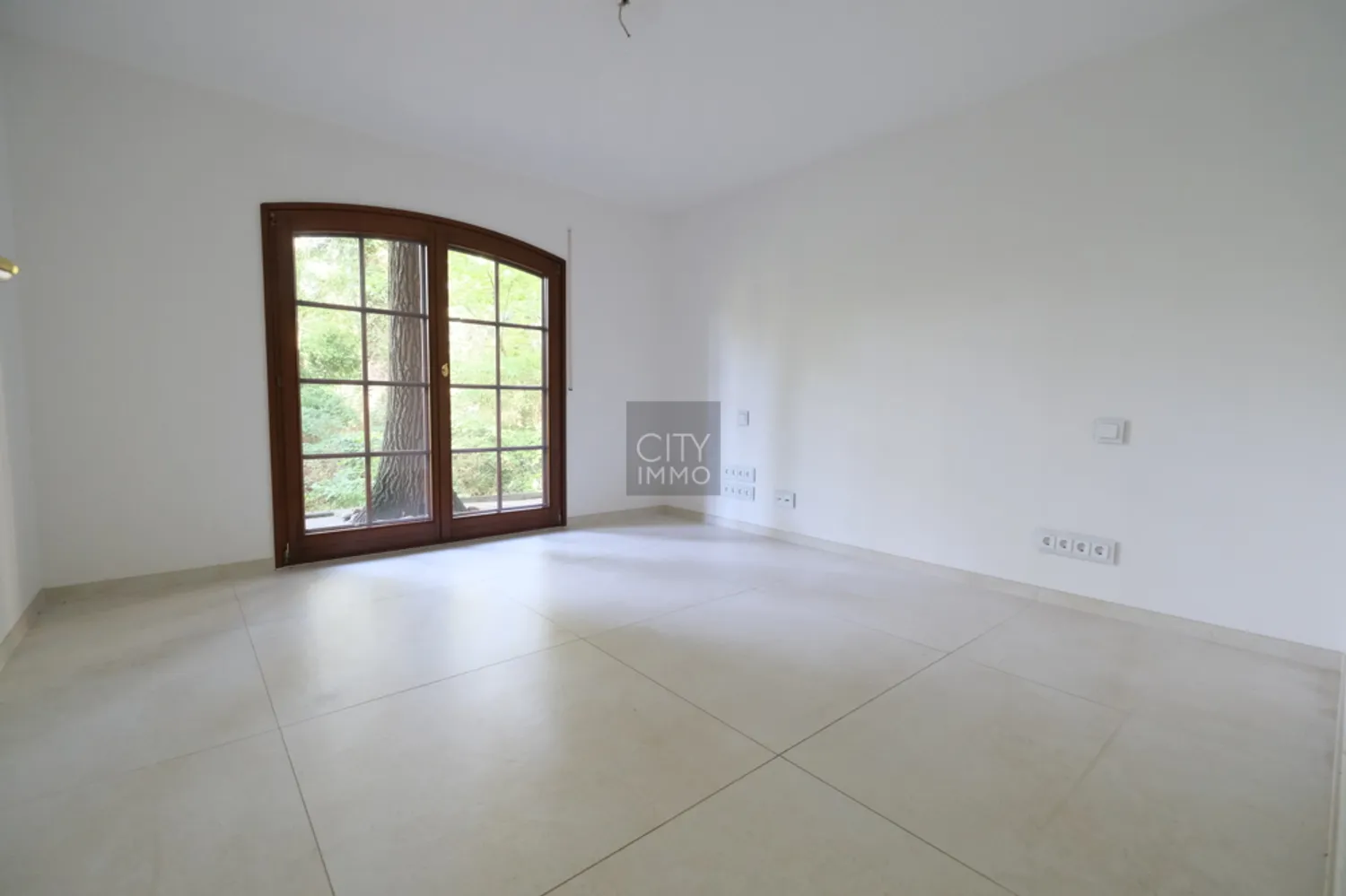 6 Zimmer Haus mit 205 m² in Nürnberg – Bild 4