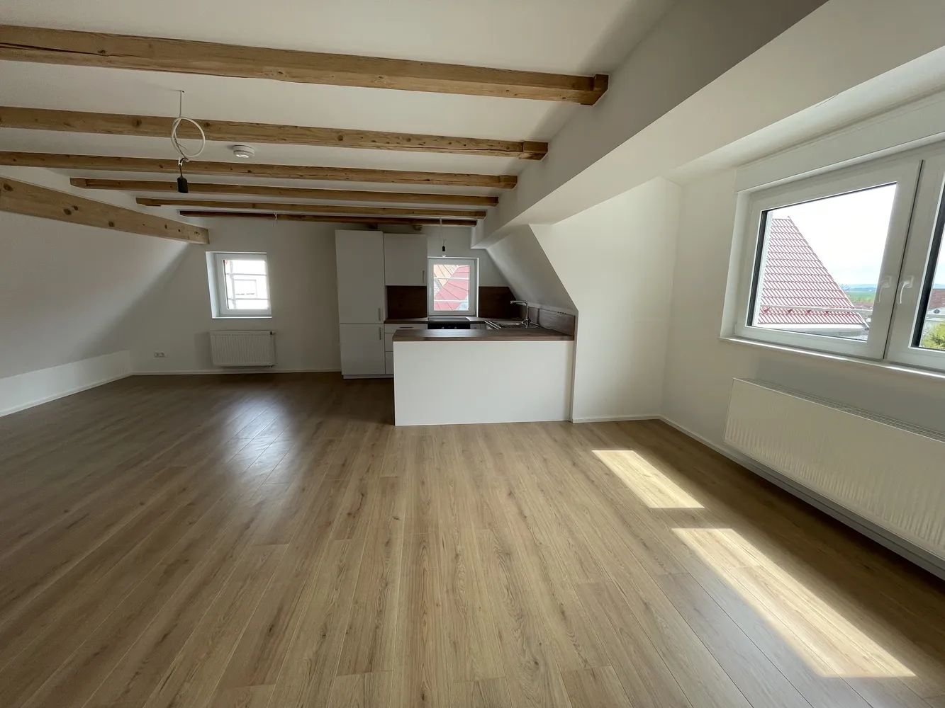 6 Zimmer Wohnung mit 110 m² in Rottenburg am Neckar – Bild 1
