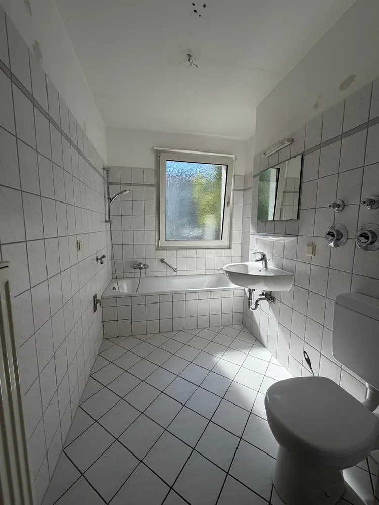 2 Zimmer Wohnung mit 55 m² in Wiesbaden – Bild 4