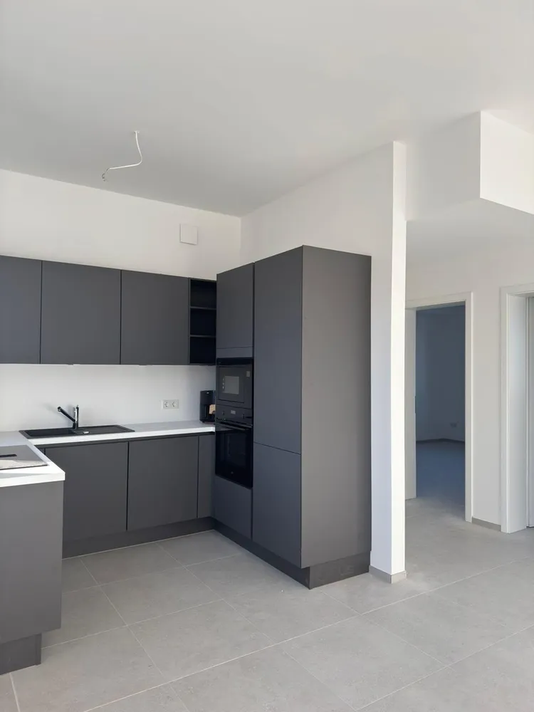 3 Zimmer Wohnung mit 89 m² in Frankfurt am Main – Bild 2