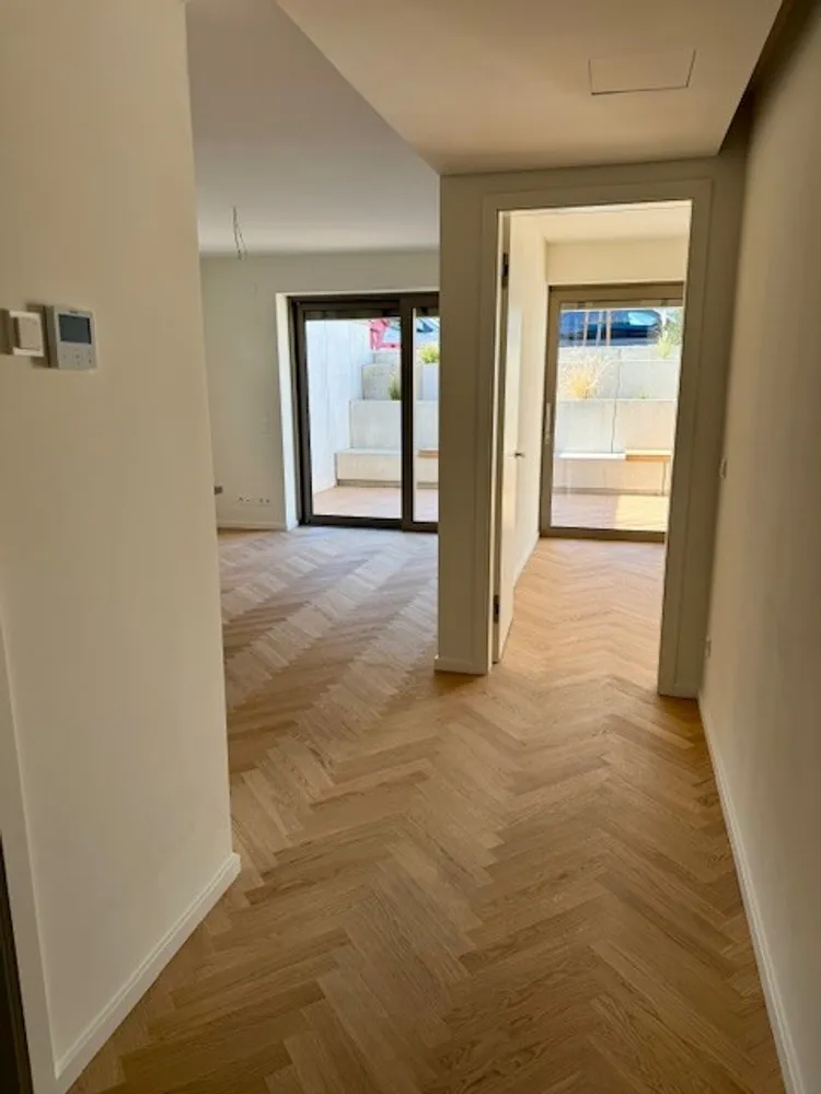 2 room apartment with 55 m² in Frankfurt am Main – Photo 2