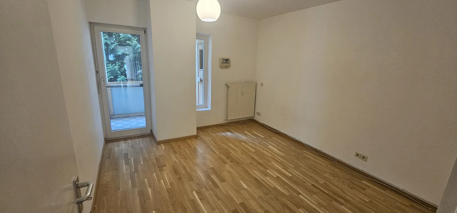 4 Zimmer Wohnung mit 98 m² in Saarbrücken – Bild 5