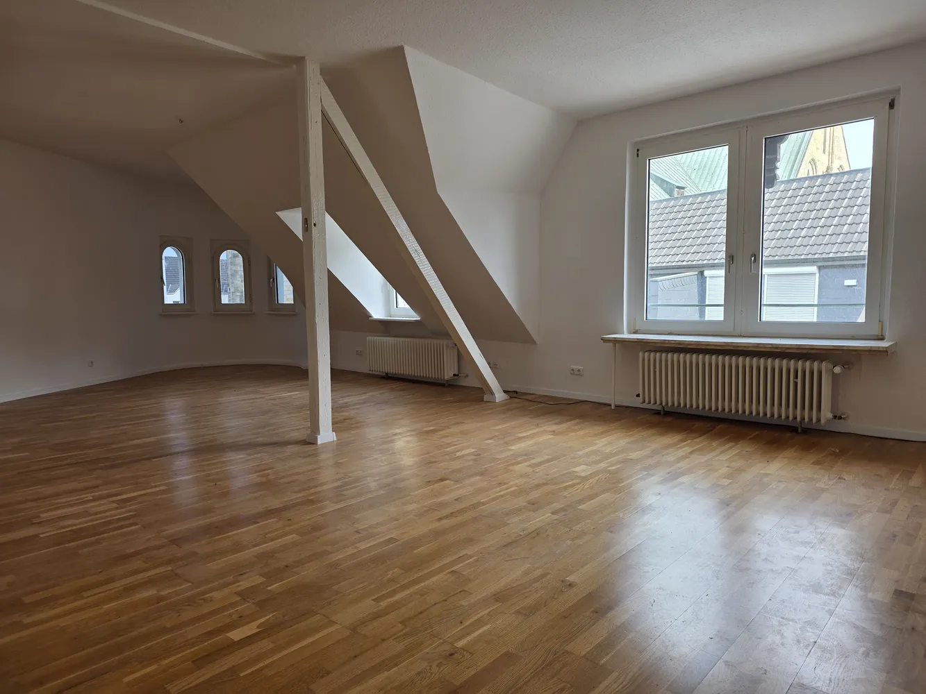 2 Zimmer Wohnung mit 98 m² in Gelsenkirchen – Bild 3