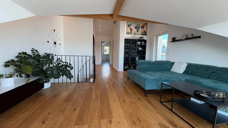5 Zimmer Wohnung mit 145 m² in Singen – Bild 2