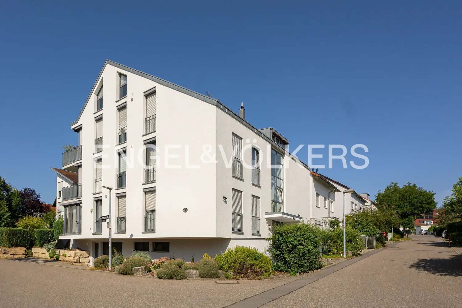 2 Zimmer Wohnung mit 56 m² in Stuttgart – Bild 1
